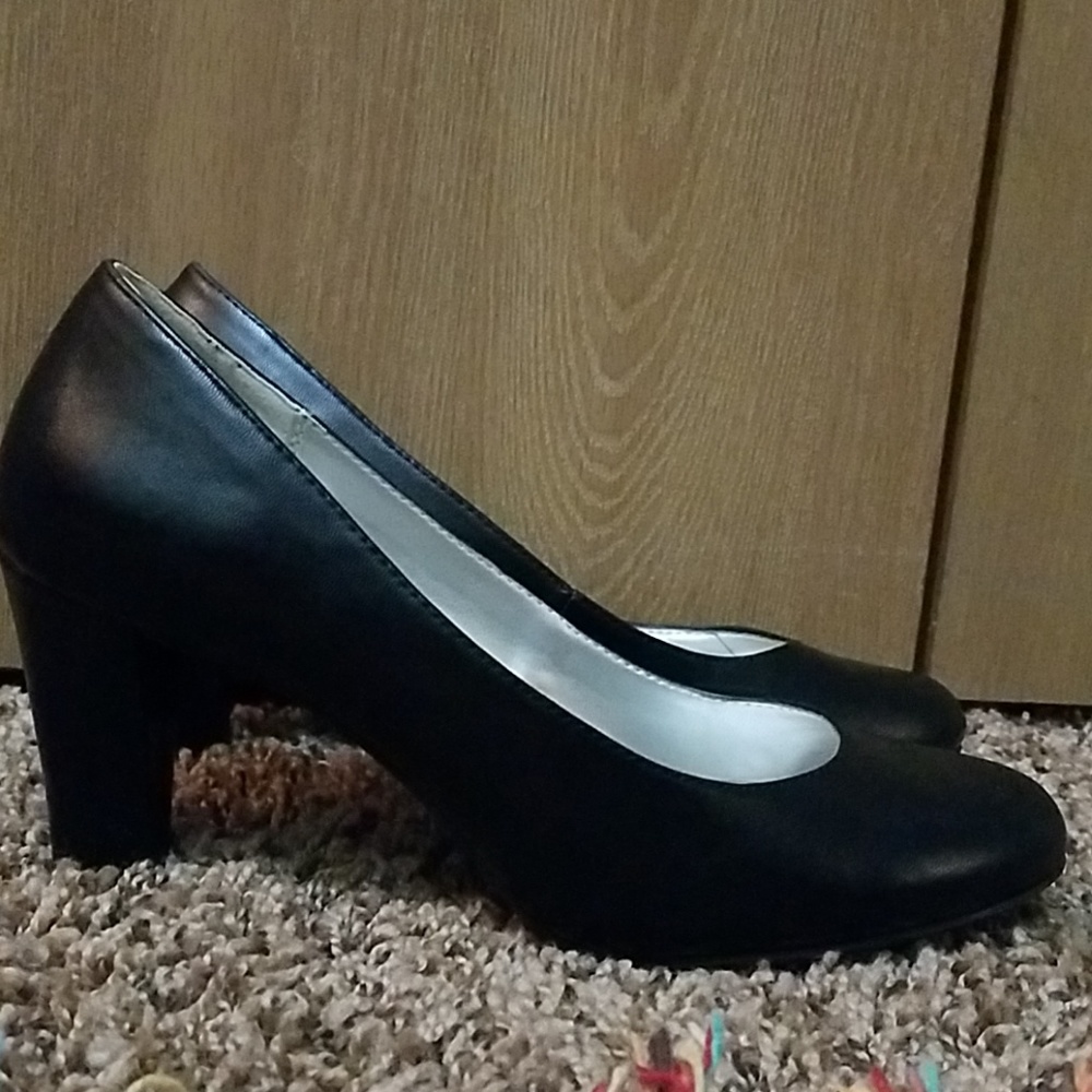 ⚡Sale⚡Classic black high heels